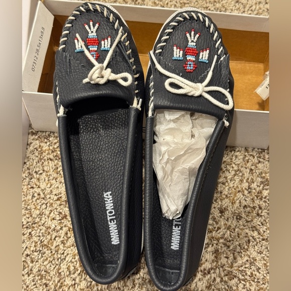 Navy Minnetonka Black Moccasins with Red and Blue Beadwork - Picture 4 of 12